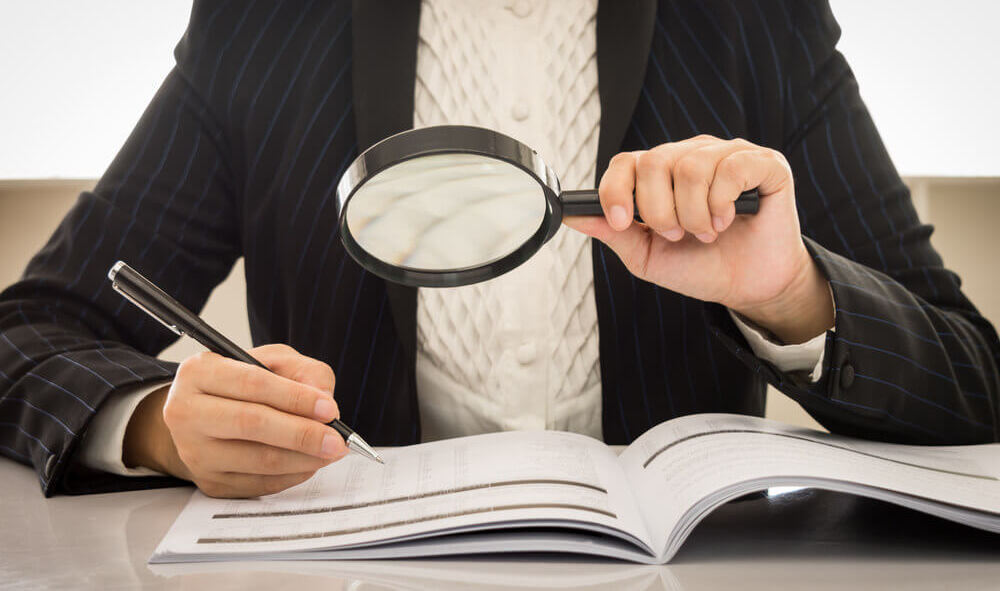 <span style="font-weight: bold;">АУДИТОРСКИЕ УСЛУГИ </span>